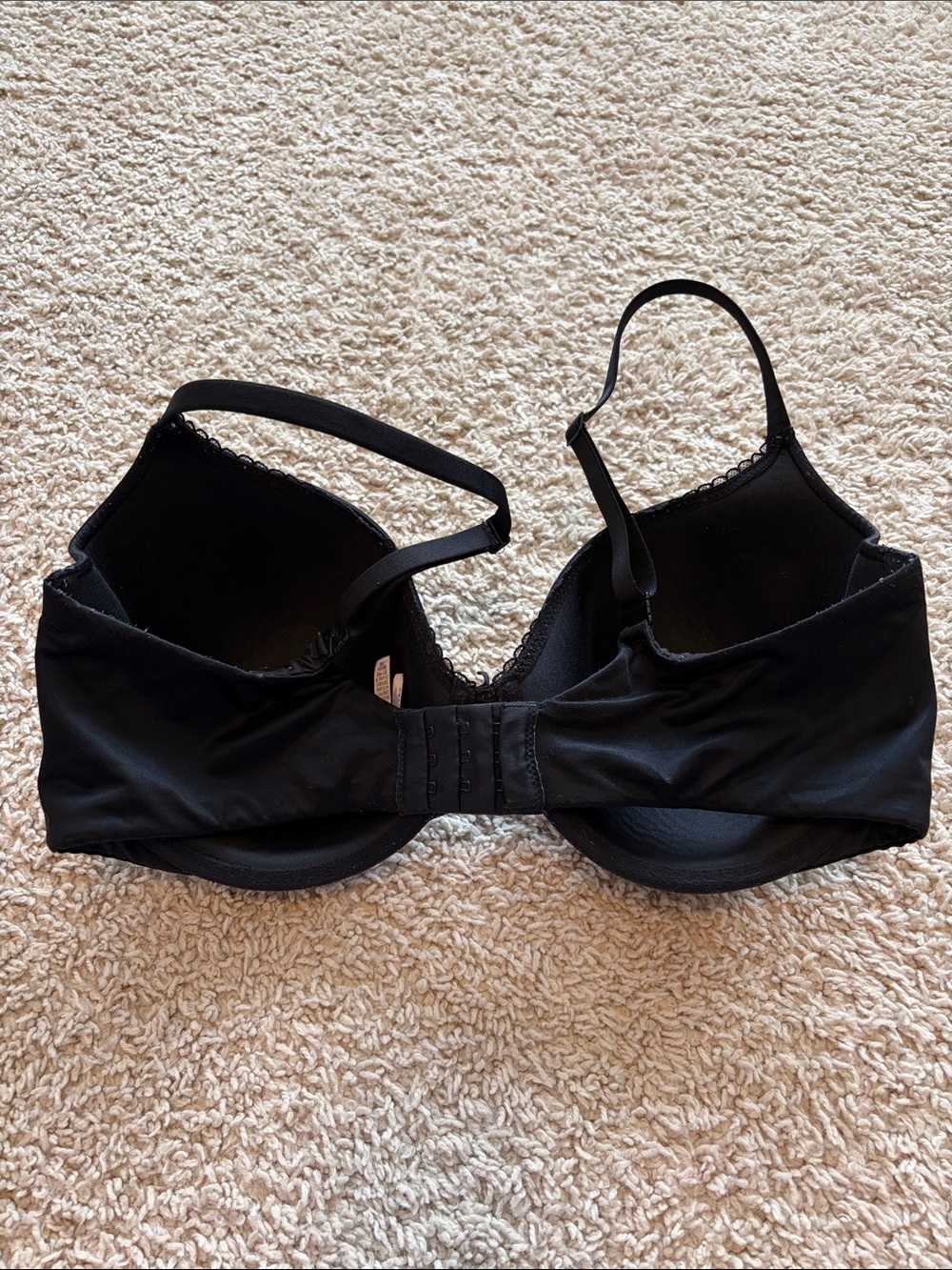Victorias Secret Body by Victoria lightly lined perfect coverage 36 DDD - Picture 2 of 4